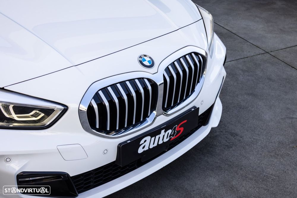 BMW 116 d Pack Desportivo M Auto - 10