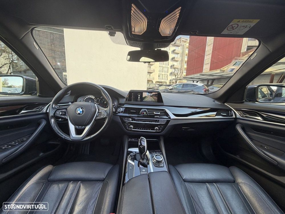BMW 530 e iPerformance Line Luxury - 14