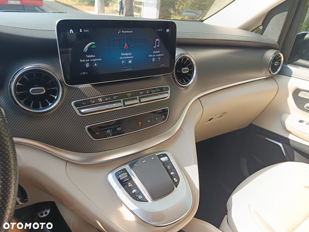 Mercedes-Benz Klasa V 300 d 4-Matic Exclusive 9G-Tronic (d³ugi) - 11