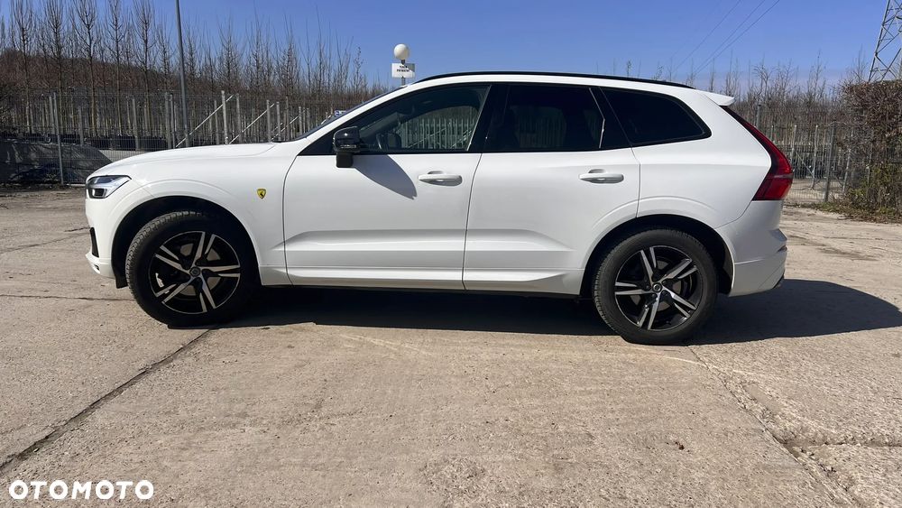 Volvo XC 60 T4 R-Design - 3