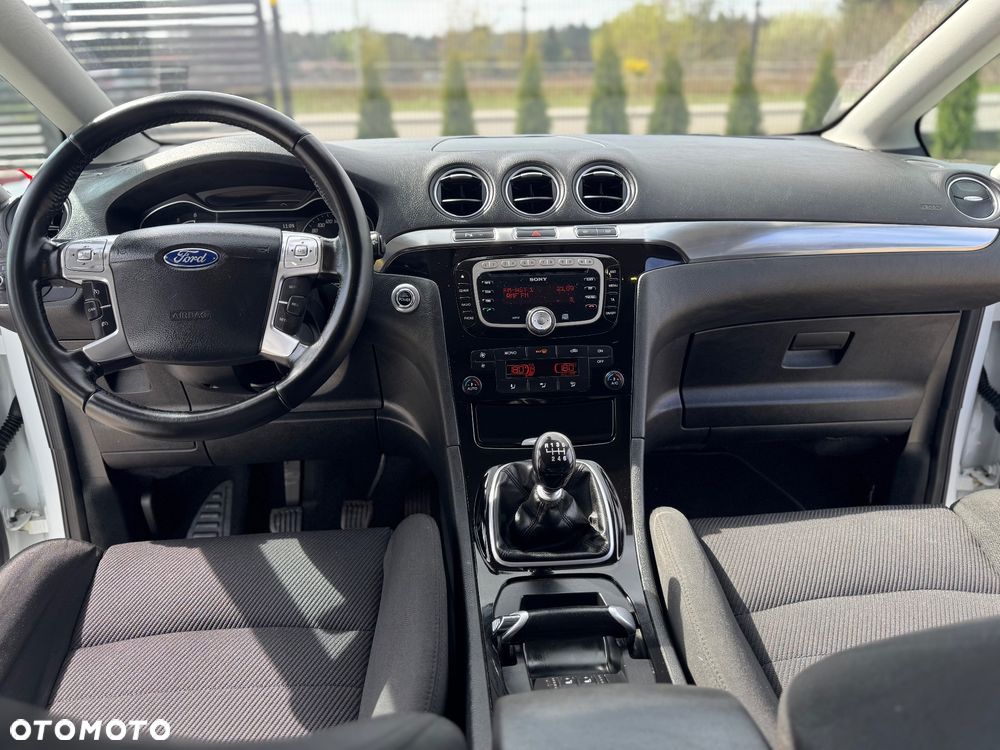 Ford S-Max 2.0 TDCi DPF Titanium X - 29