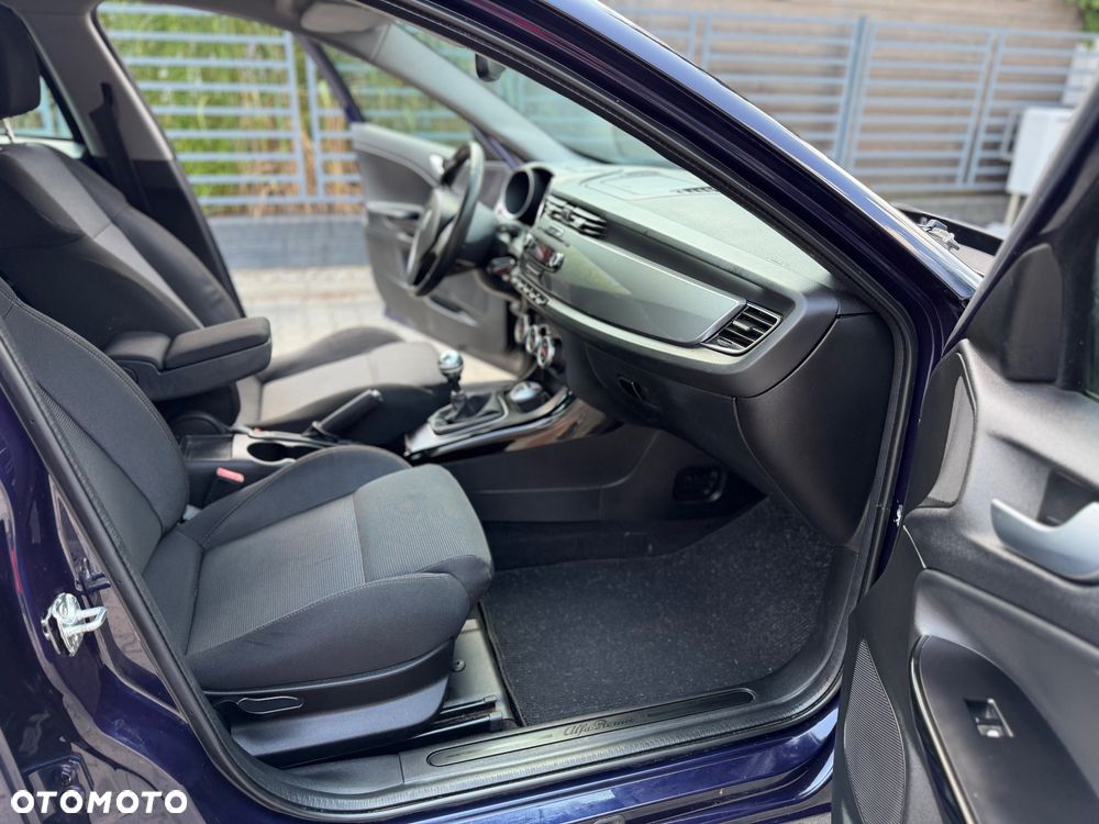Alfa Romeo Giulietta 1.4 TB Distinctive - 8