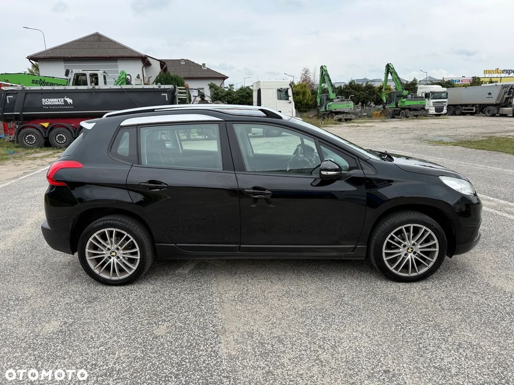 Peugeot 2008 PureTech 82 Allure - 11