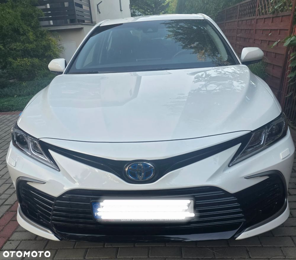 Toyota Camry 2.5 Hybrid Comfort CVT - 1