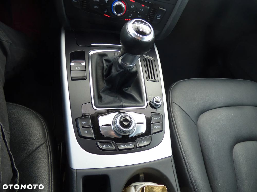 Audi A4 Limousine - 12
