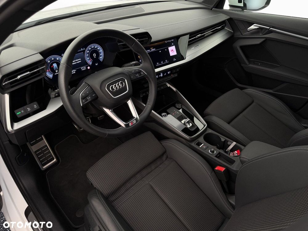 Audi A3 Sportback - 11