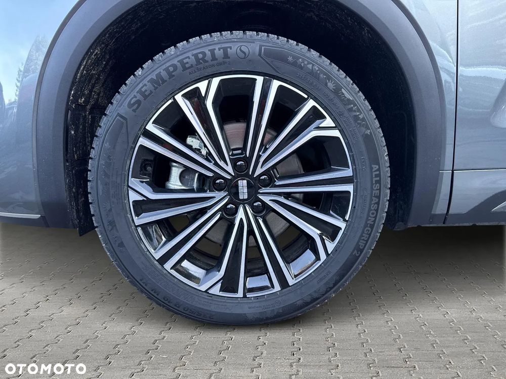 Geely Starray EM-i 1.5 PHEV Max - 17