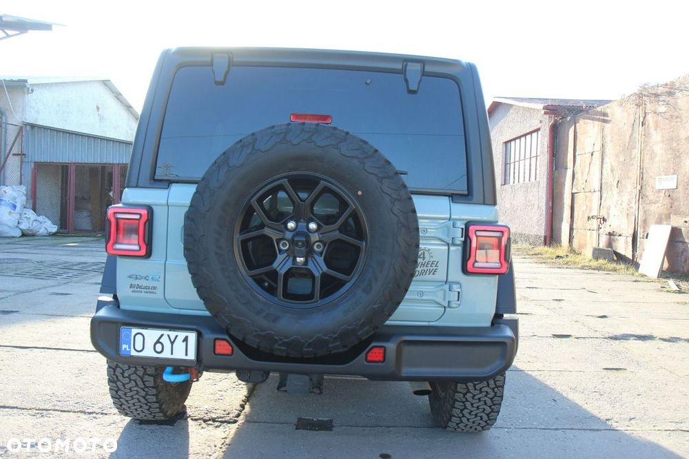 Jeep Wrangler - 10