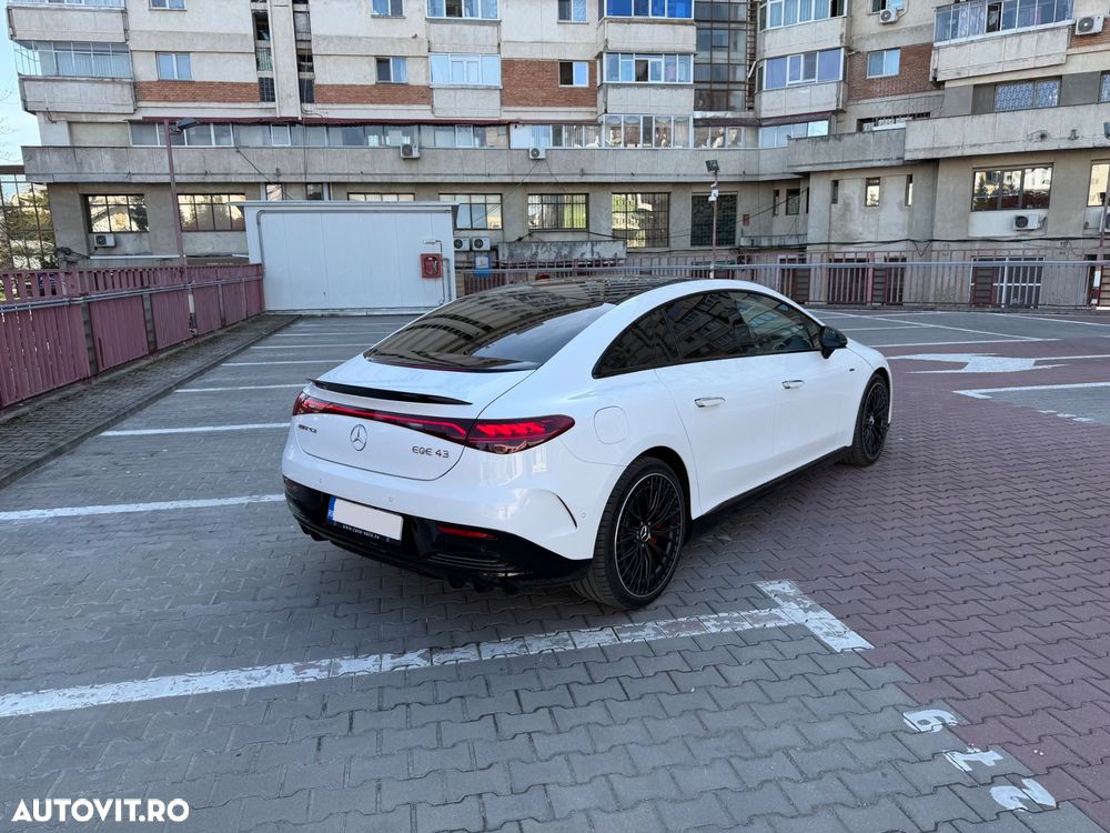 Mercedes-Benz EQE AMG 43 4MATIC - 3