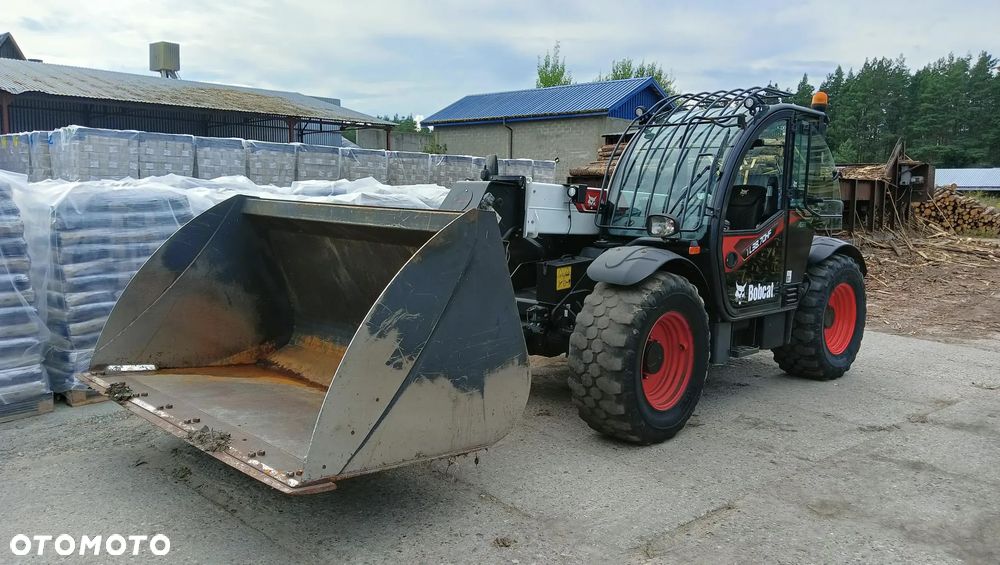 Bobcat TL38.70XRD - 1