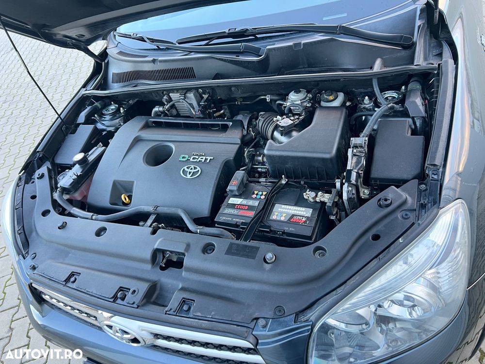 Toyota RAV4 2.2 D-4D 4x4 Executive - 15