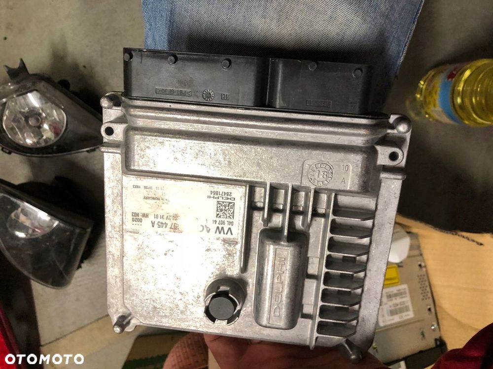 KOMPUTER VW SKODA AUDI 1.6 04L907445A 23101001 - 2