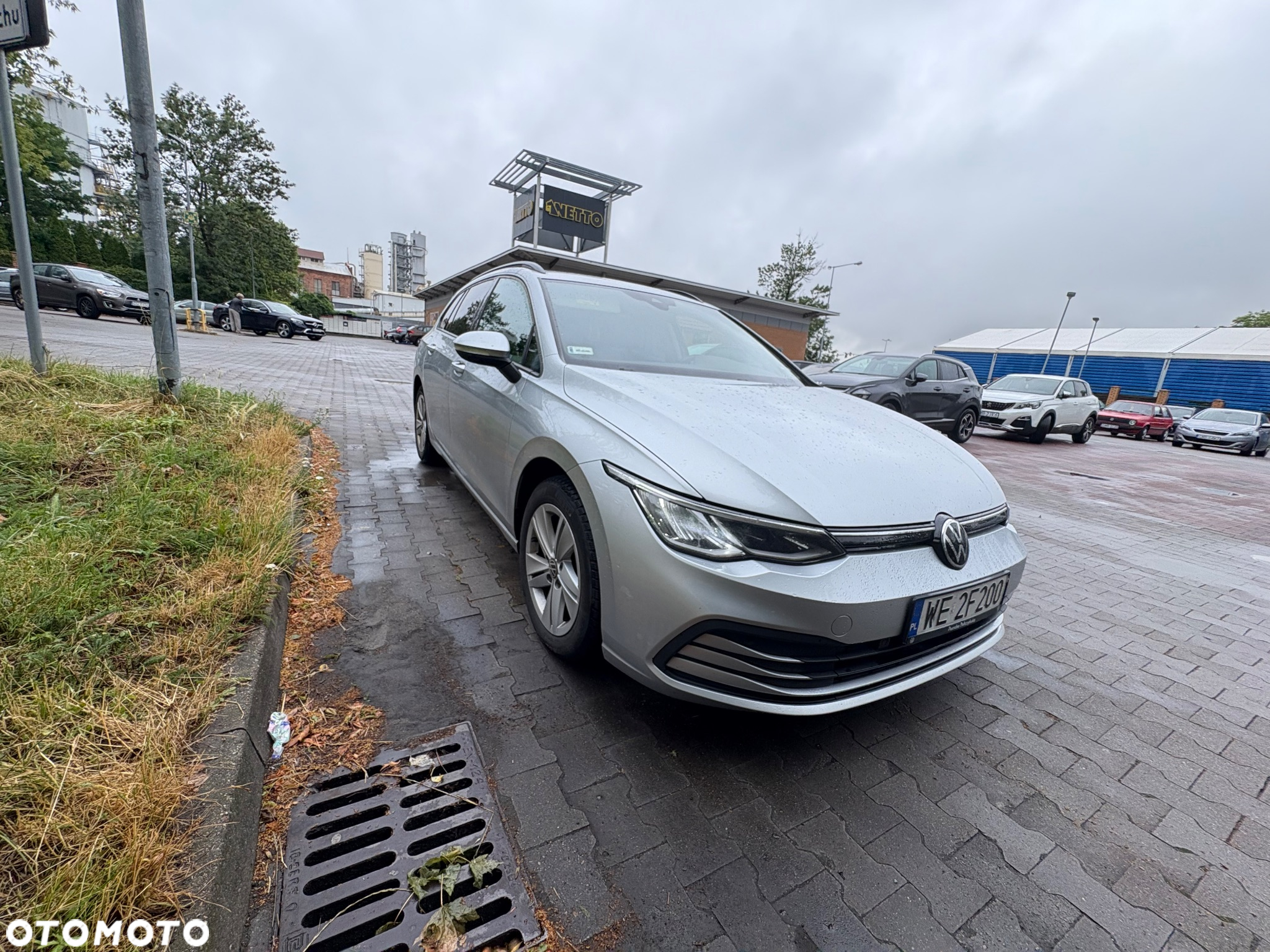 Volkswagen Golf - 6