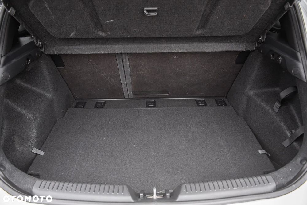 Hyundai i30 1.6 T GDI Turbo - 27