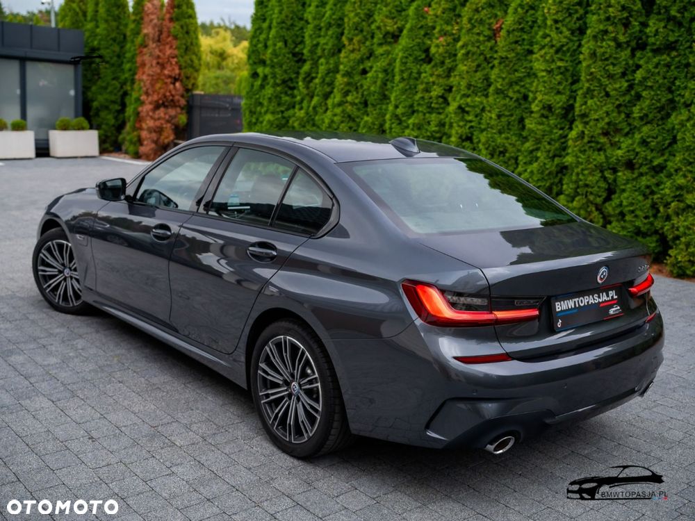 BMW Seria 3 - 12