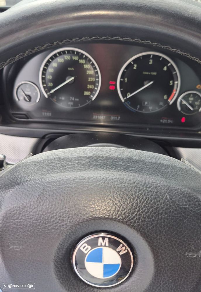 BMW M550d xDrive Auto - 10