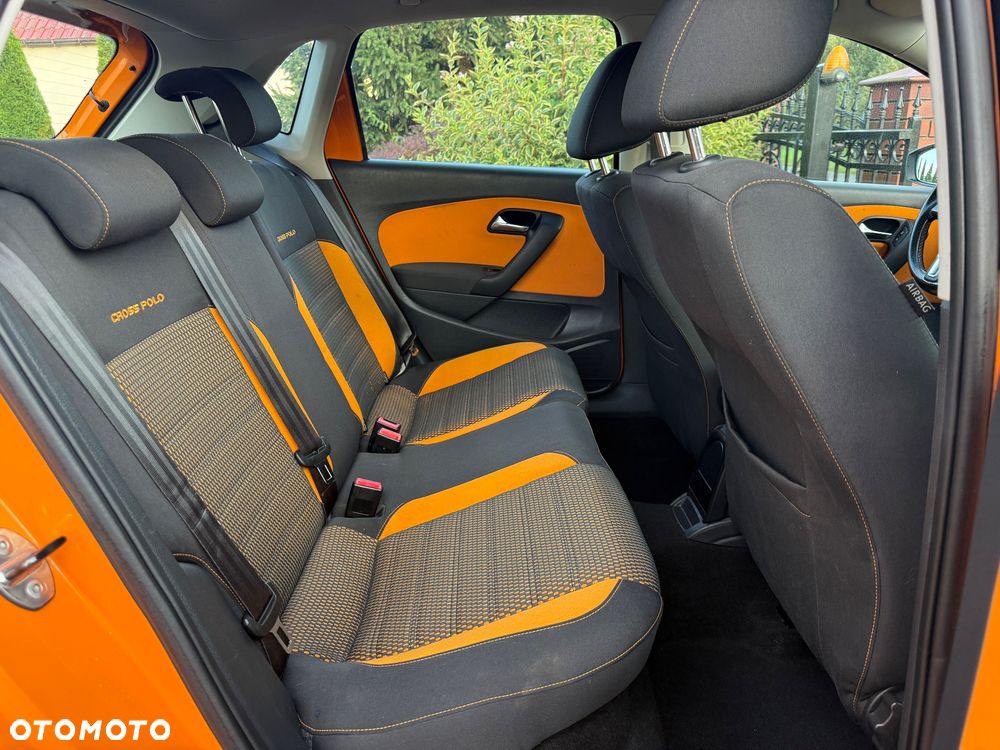 Volkswagen Polo Cross 1.4 16V - 16
