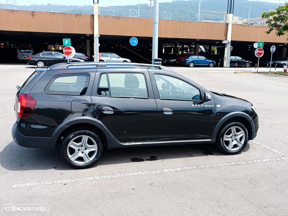 Dacia Logan MCV 0.9 TCe Stepway - 17