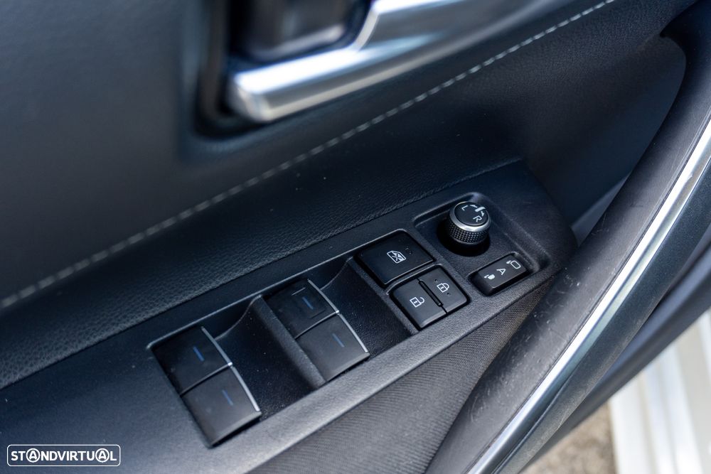 Toyota Corolla Touring Sports 1.8 Hybrid Comfort+P.Sport - 19