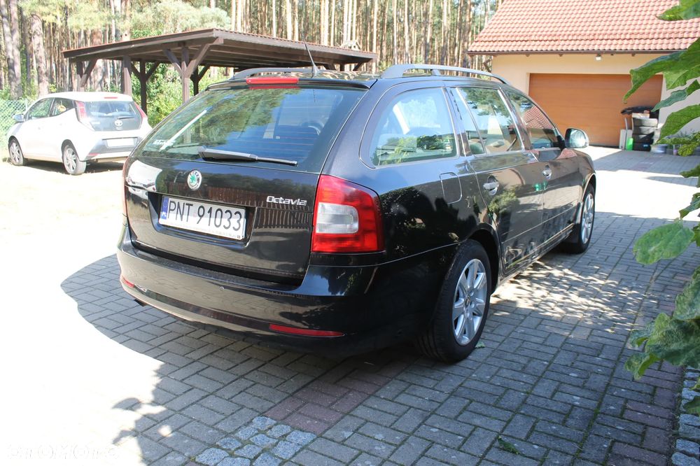 Skoda Octavia 1.6 Active - 6