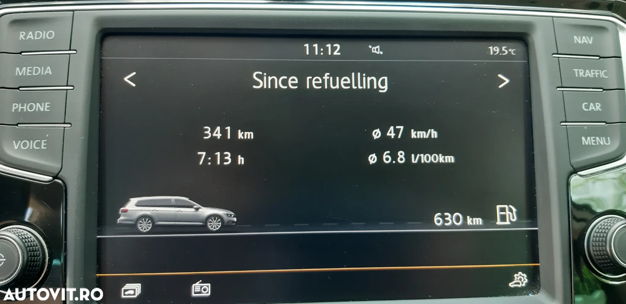 Volkswagen Passat Variant 2.0 TDI DSG 4Motion Highline - 23