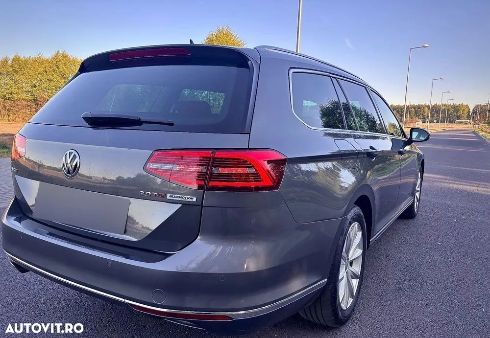 Volkswagen Passat Variant 2.0 TDI DSG Highline - 5