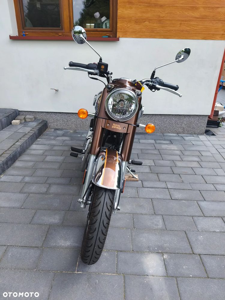Royal Enfield Classic - 9