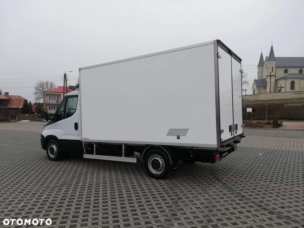 Iveco Daily 35S15 Chlodnia Izoterma 3.0 HDi - 16