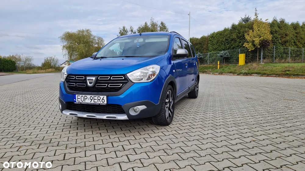 Dacia Lodgy TCe 115 Stepway - 9