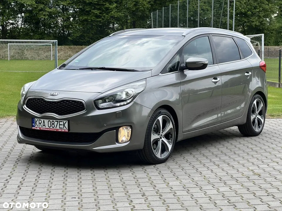 Kia Carens 1.7 CRDi XL 7os - 33