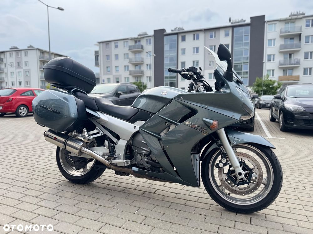Yamaha FJR - 9