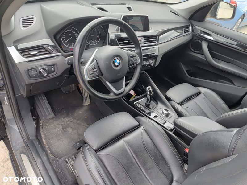BMW X1 sDrive18i Advantage - 34