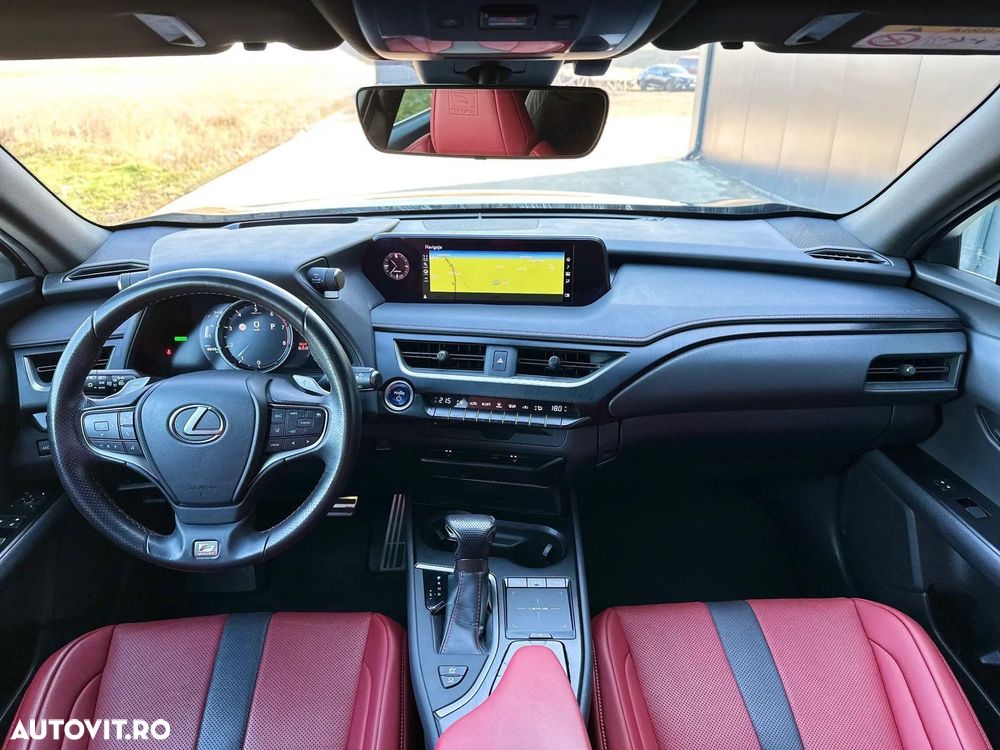 Lexus UX 250h F SPORT - 27