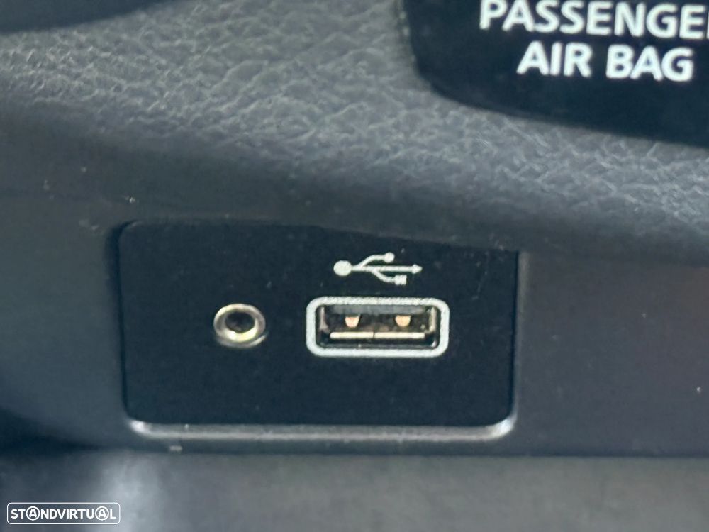 Nissan Juke 1.0 DIG-T N-Connecta - 35