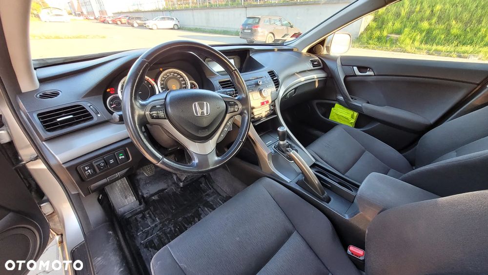 Honda Accord 2.0 Elegance - 12