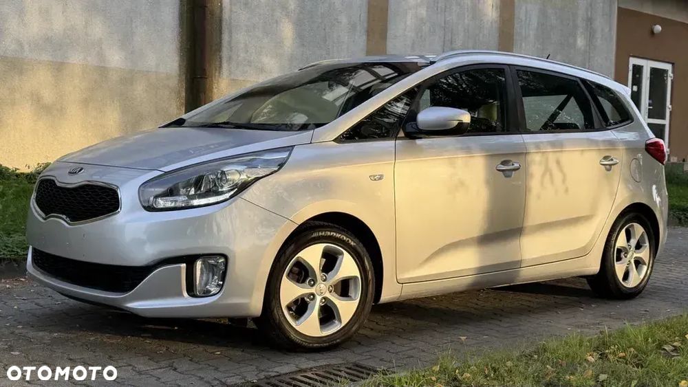 Kia Carens 1.6 GDI L - 4