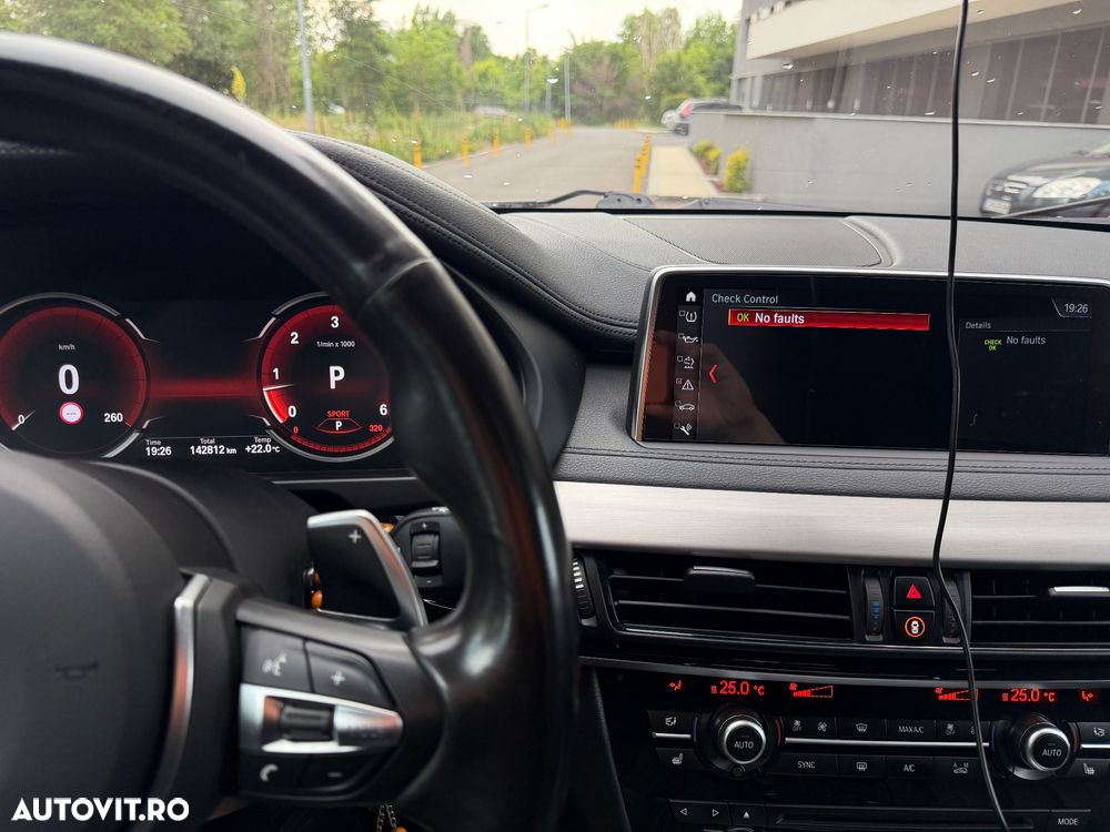 BMW X6 xDrive30d - 11