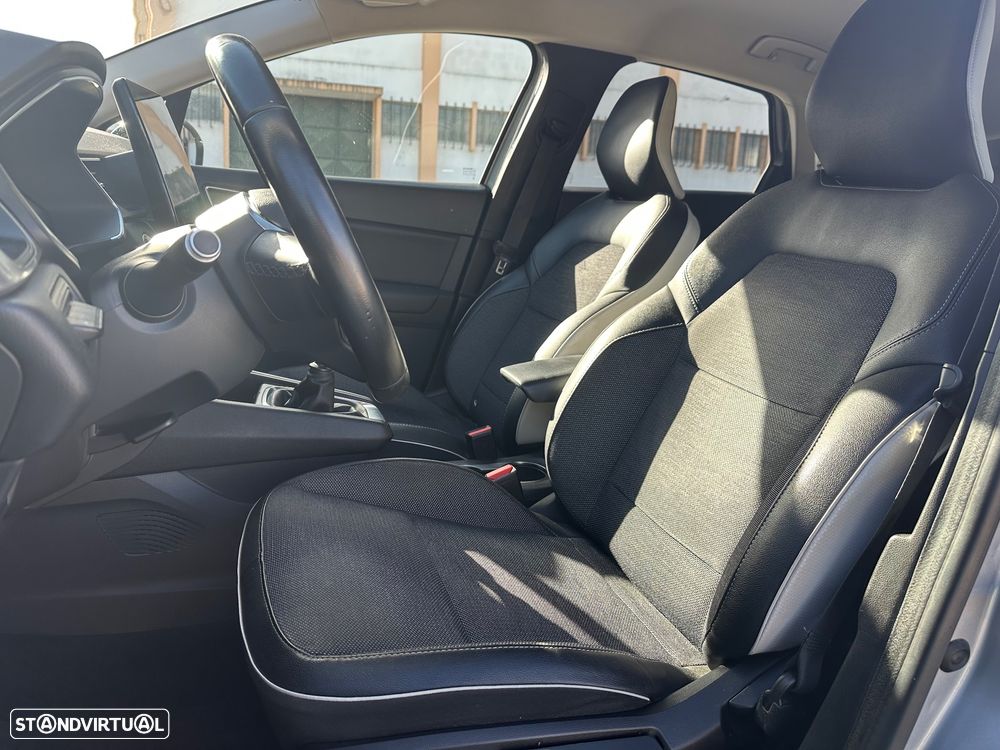 Renault Captur BLUE dCi 115 INTENS - 10