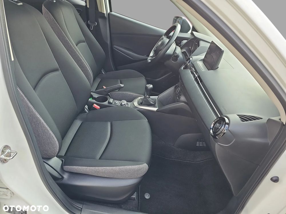 Mazda 2 - 14