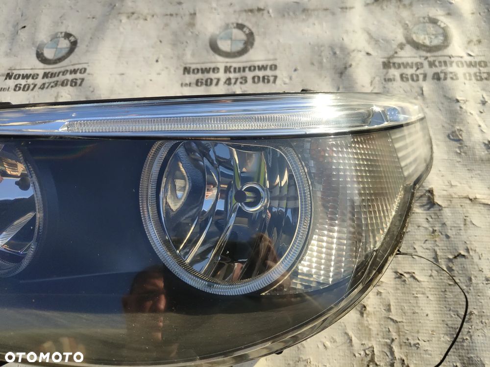 BMW E60 E61 Lampa przednia lewa zwykła H7 przed lift - 4