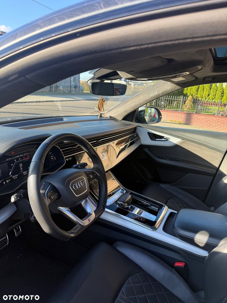 Audi Q8 - 3
