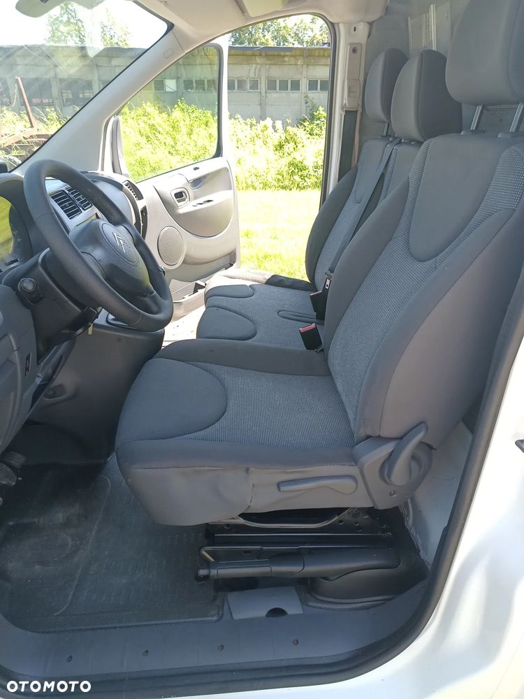 Citroën Jumpy 2.0 diesel 128 kM manual 2014 rok HAK, BAGAŻNIK DACHOWY, czujniki parkowania, ORGINALNY PRZEBIEG, sprowadzony ze Szwecji! - 33