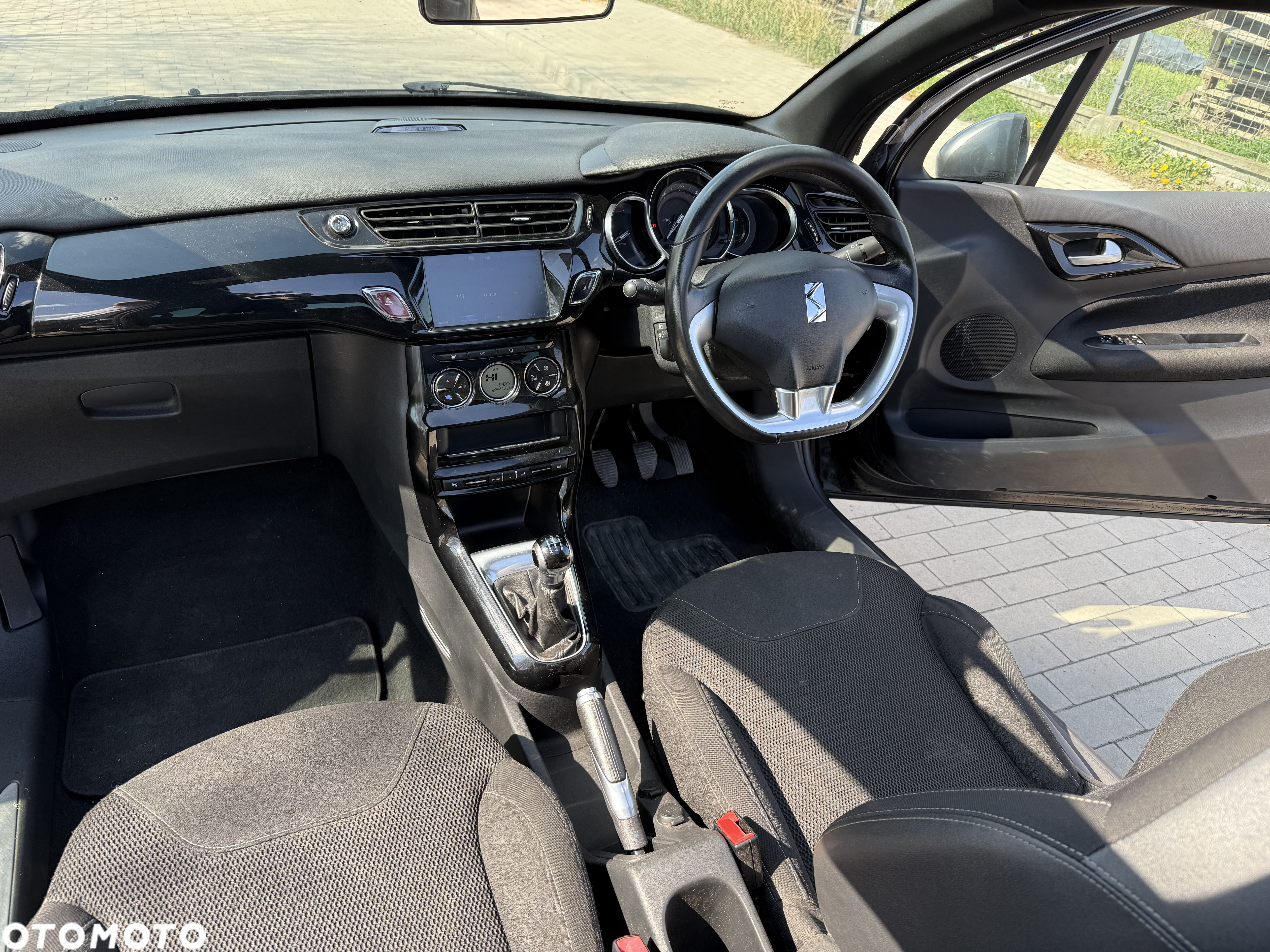 DS Automobiles DS 3 - 10