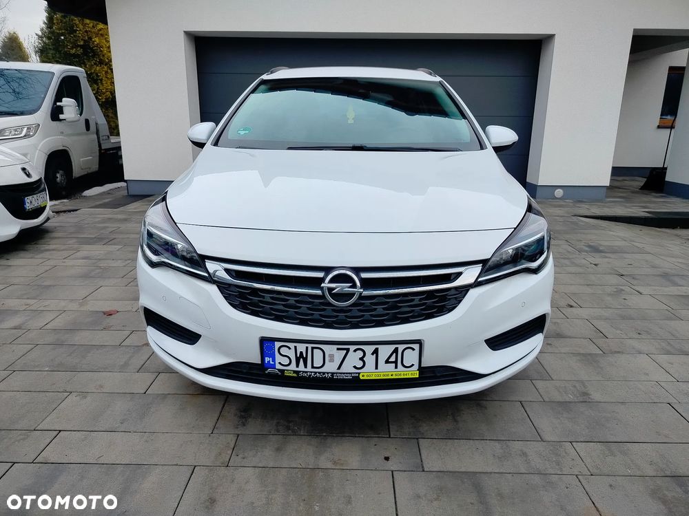 Opel Astra 1.4 Turbo Innovation - 9
