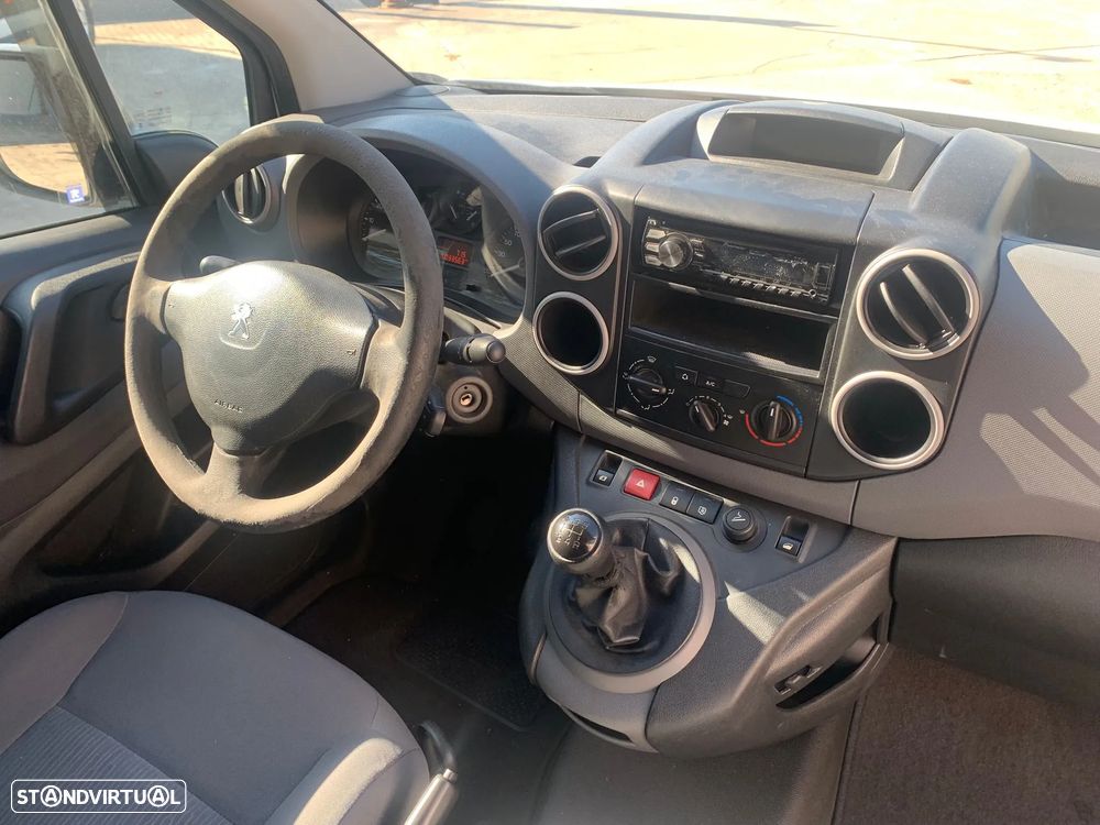 Peugeot PARTNER - 11