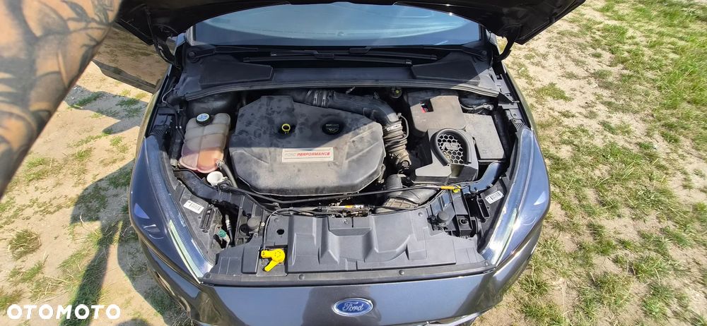 Ford Focus - 17