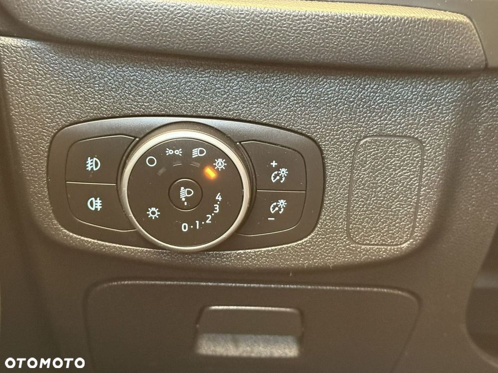 Ford Focus 1.5 EcoBlue Start-Stopp-System COOL&CONNECT - 17