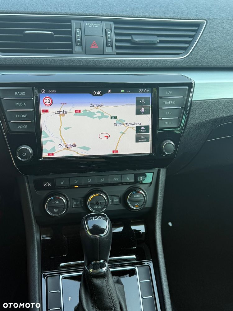 Skoda Superb 2.0 TDI DSG Ambition - 12