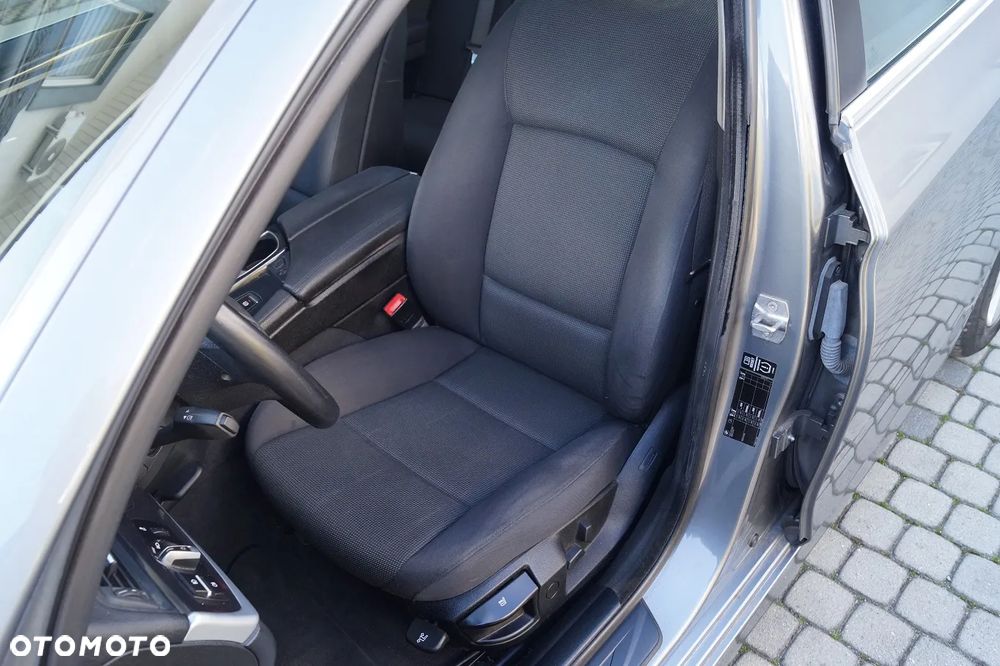 BMW Seria 5 520d Efficient Dynamics Edition - 20