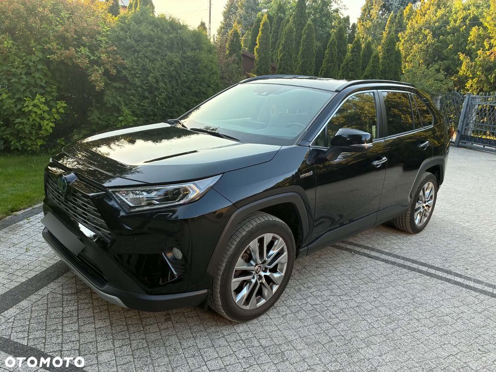 Toyota RAV4 - 1